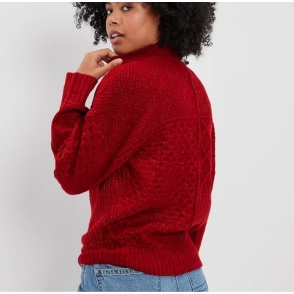 American Eagle Red Chunky Knit Soft Cozy Mock Neck Mixed Stitch Sweater Medium - Picture 2 of 10